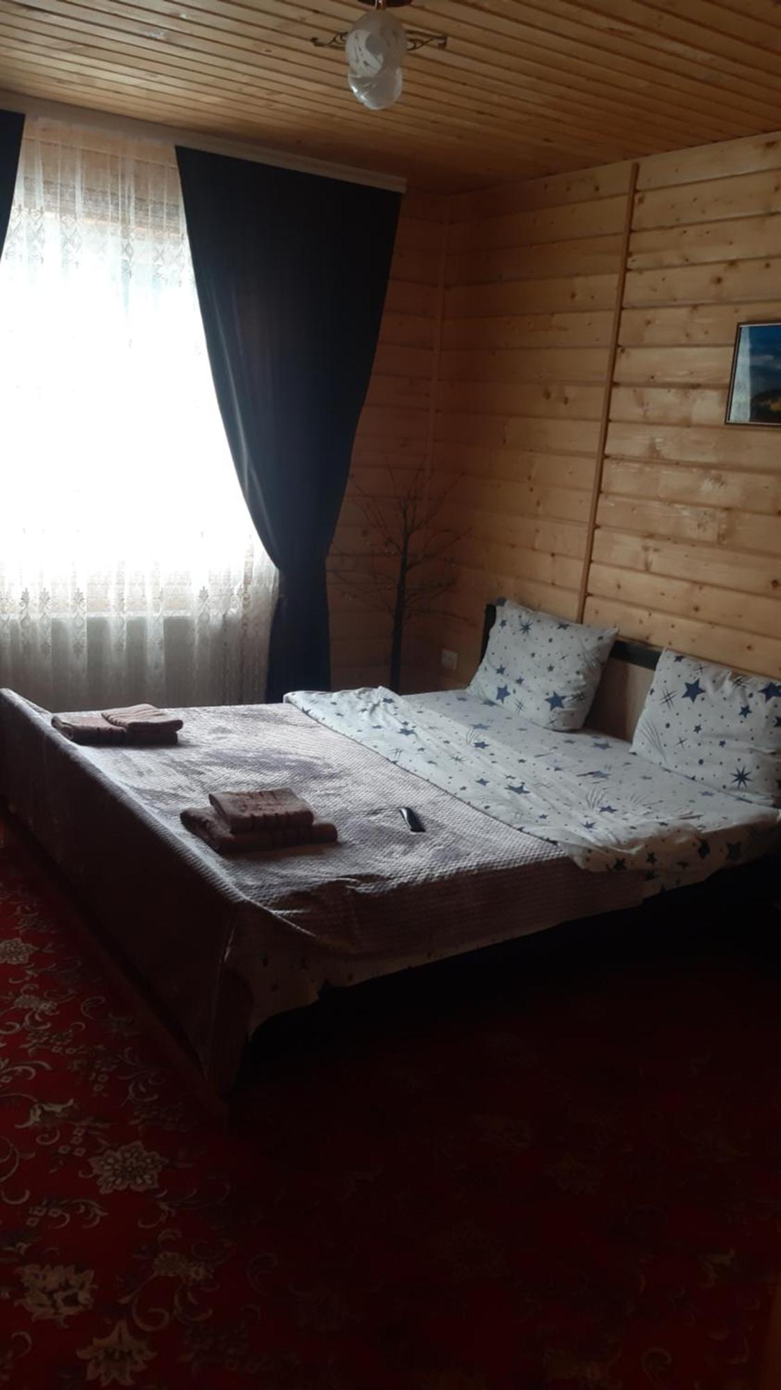 Затишні Карпати)) Daire Verkhovyna Dış mekan fotoğraf